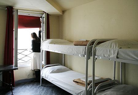 Aloha Hostel Eiffel Tower By Hiphophostels Paris Bagian luar foto